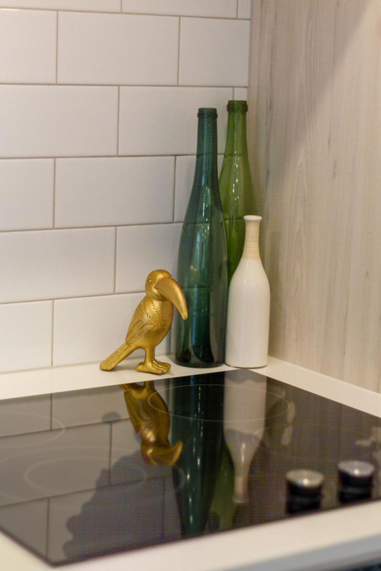 Gorgeous In Green - 2 Bed Central Oasis W/King Bed Christchurch Eksteriør bilde